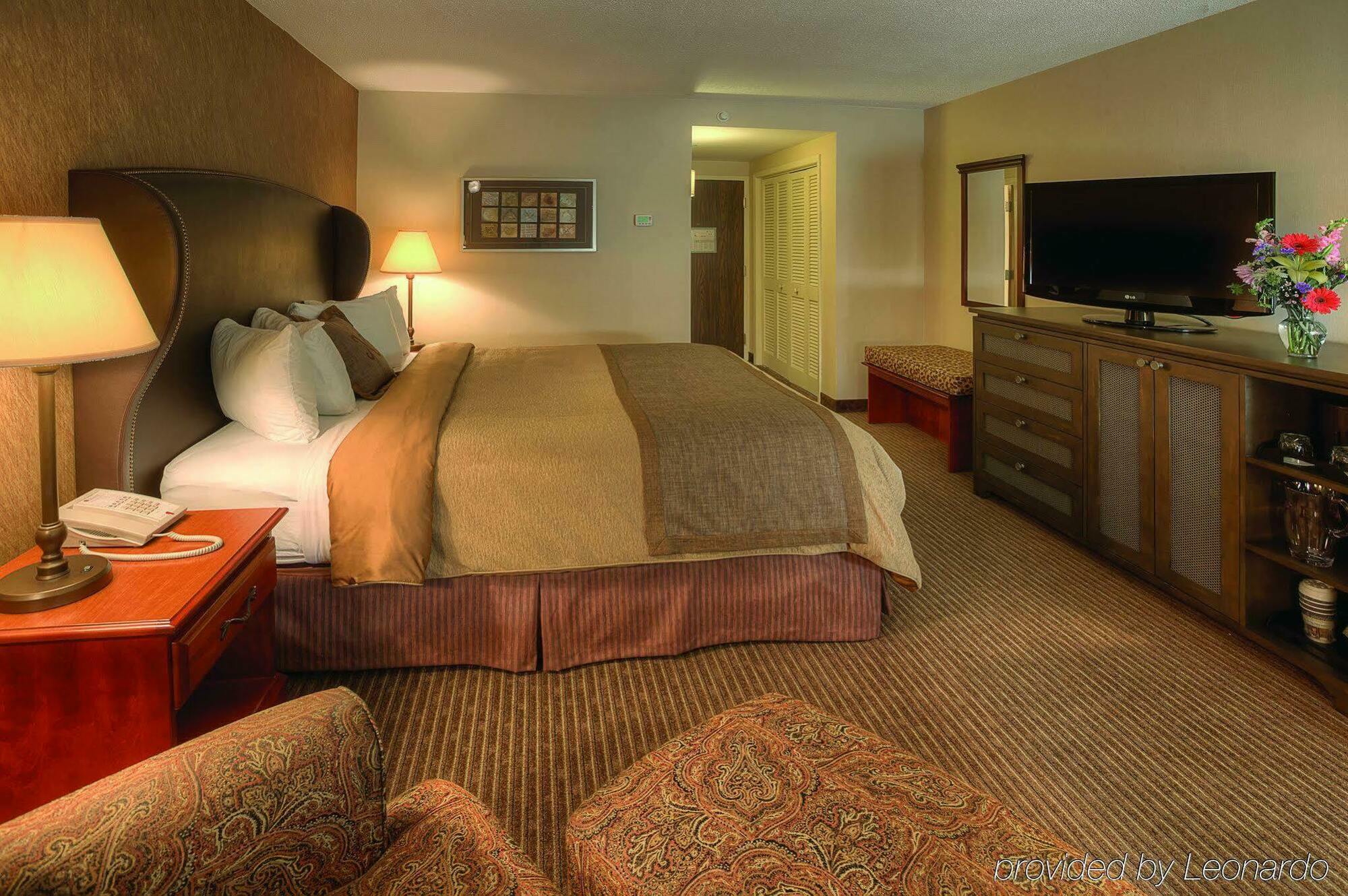 Best Western Plus The Normandy Inn&Suites Minneapolis Exterior foto